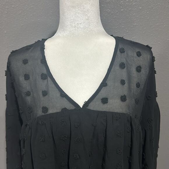 Entro "Love is catching" Polka Dot Blouse M NWT - Picture 4 of 8